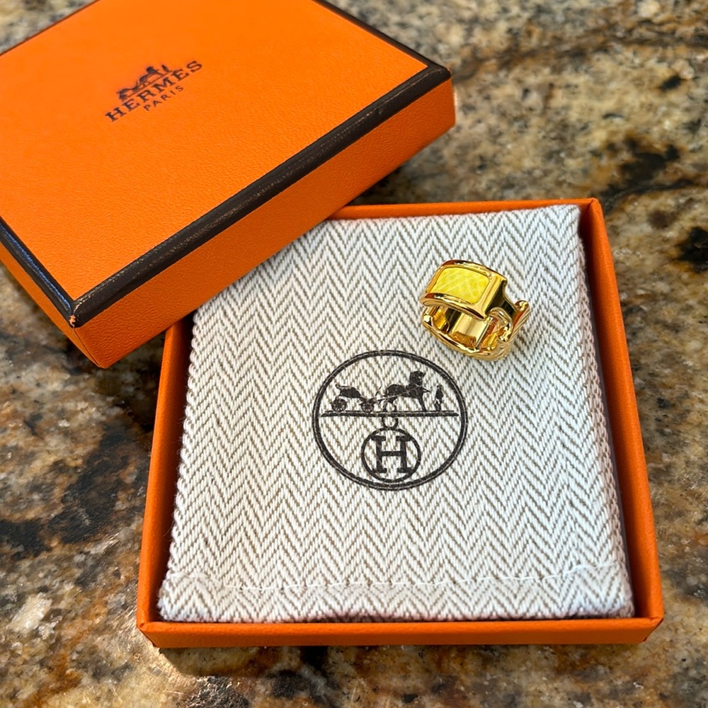 Authentic Hermes Olympe Ear cuff